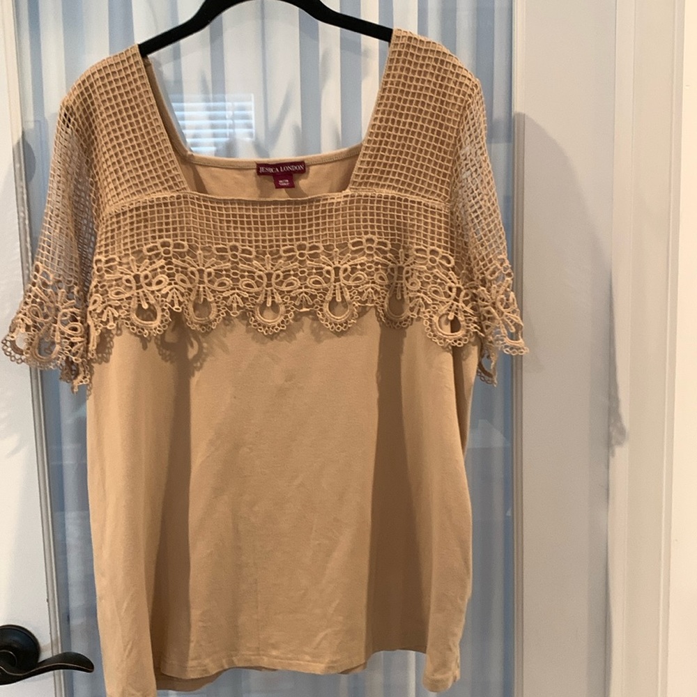 Jessica London tan knit top with lace trim Size 18/20